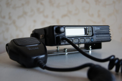 icom-2.jpg